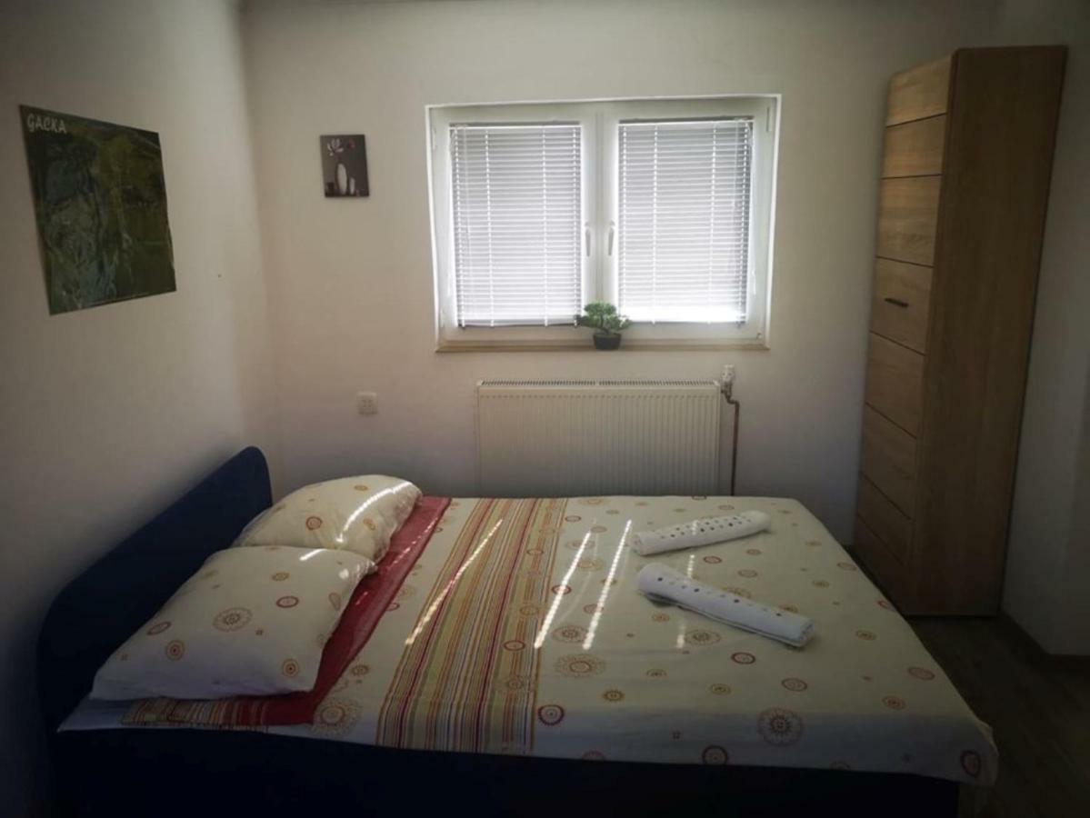 Apartman Borna Otočac Esterno foto